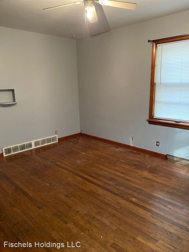Building Photo - 1 br, 1 bath House - 1135 Hawthorne Ave