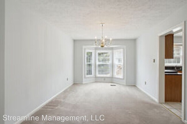 Foto del edificio - 5 br, 3.5 bath House - 14113 Silent Wood Way