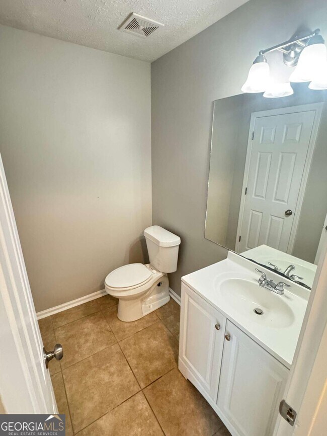 Foto del edificio - 10226 Stone St NW