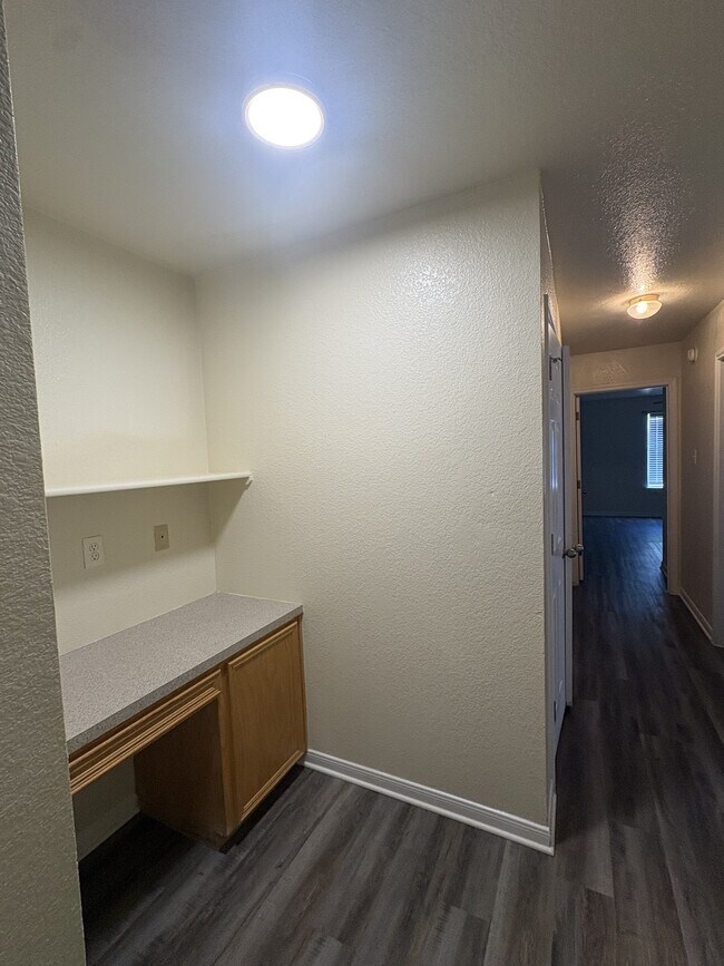 Foto del edificio - 1313 Cinch Dr