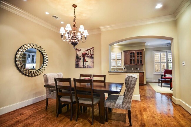 Building Photo - 44 Waterway Ct