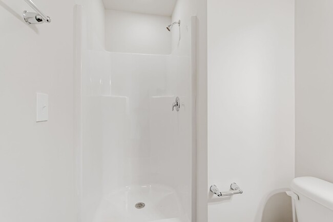Foto del edificio - 5 bedroom Benjamin Floor Plan with a relax...