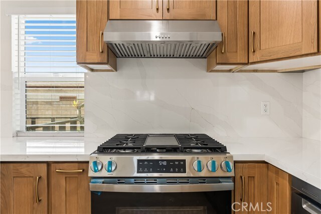 Foto del edificio - 9716 Felton Ave