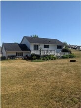 Building Photo - 134 Barbara Ann Dr
