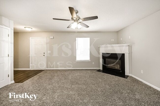 Foto del edificio - 409 Kendall Ln