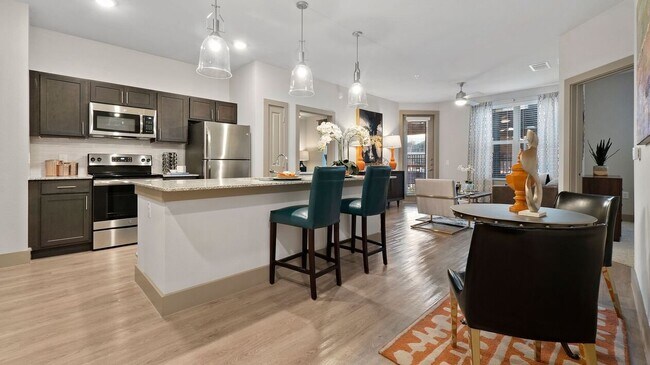 Foto del edificio - 1790 Mercer Parkway Apt #F1R1, Farmers Bra...