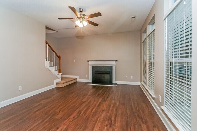 Foto del edificio - 7224 Rock Island Rd