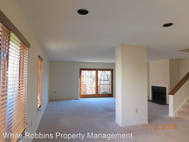 Building Photo - 3 br, 2.5 bath House - 8 Steeplechase Road