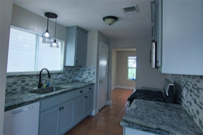 Building Photo - 6335 Torrance Elms Ct