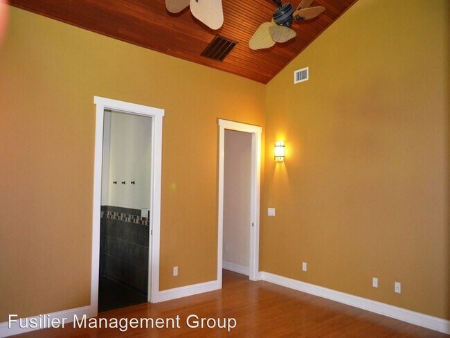 Building Photo - 3 br, 2.5 bath House - 2017 Anderson Place