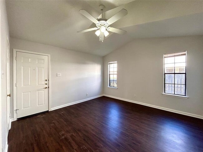 Foto del edificio - 9317 Kempler Dr