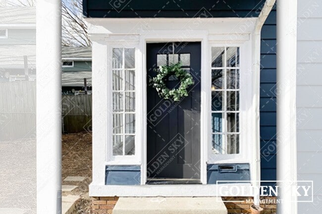 Foto del edificio - 4910 Winthrop Ave