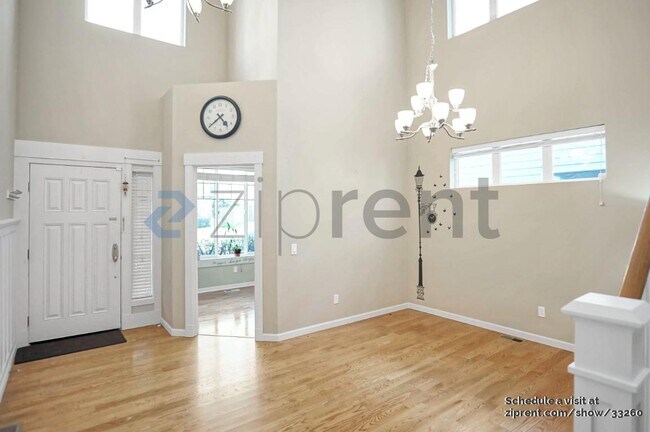 Building Photo - 1602 170th St SE