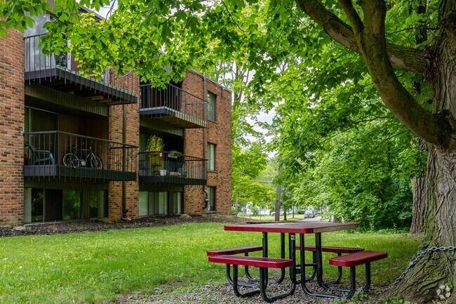 Patio - Jackson West
