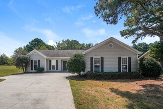 Building Photo - 1530 Range Heights Terrace
