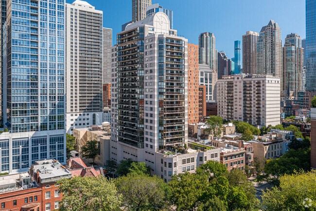 Building Photo - Dearborn Place