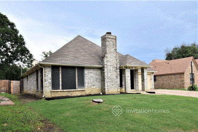Building Photo - 6009 Meadowside Trl