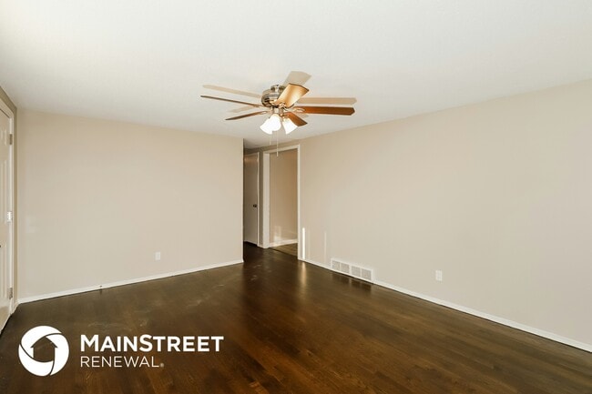 Building Photo - 4037 N Spruce Ave