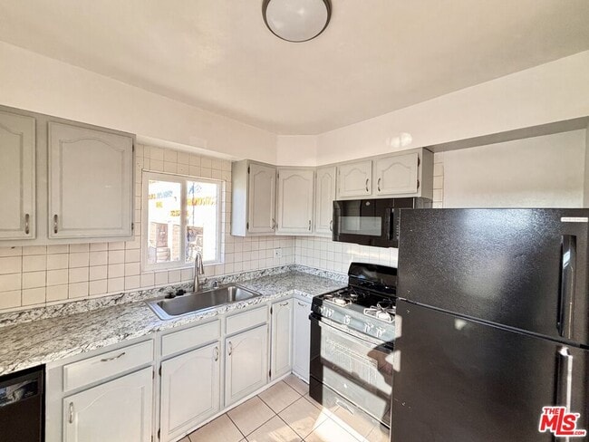 Building Photo - 3509 Arroyo Seco Ave