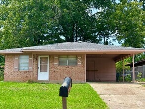 Building Photo - 1722 Peach St