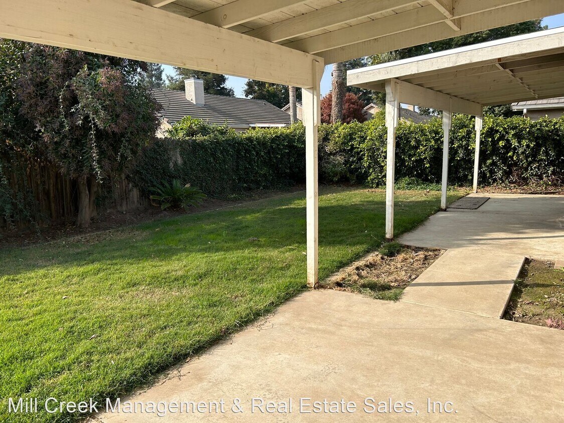5345 W Sunnyside Ct, Visalia, CA 93277 House Rental in Visalia, CA