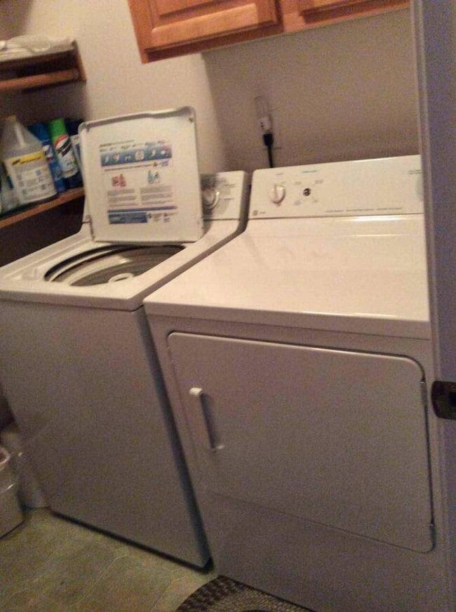 Foto del edificio - 12340 8th Ave NE