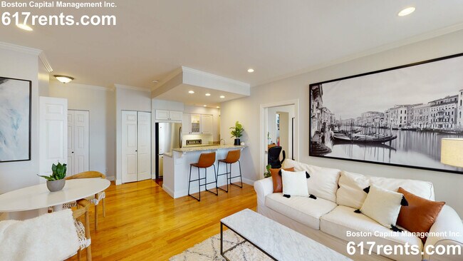 Building Photo - 27 Bowdoin St