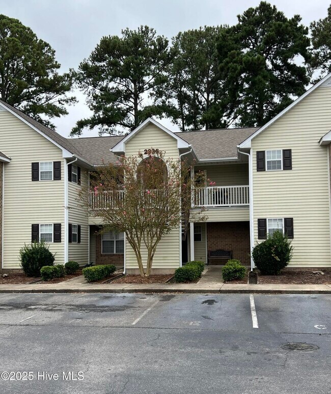 Foto del edificio - 2936 Mulberry Ln