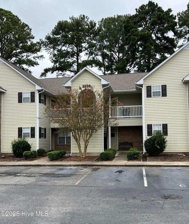 Building Photo - 2936 Mulberry Ln