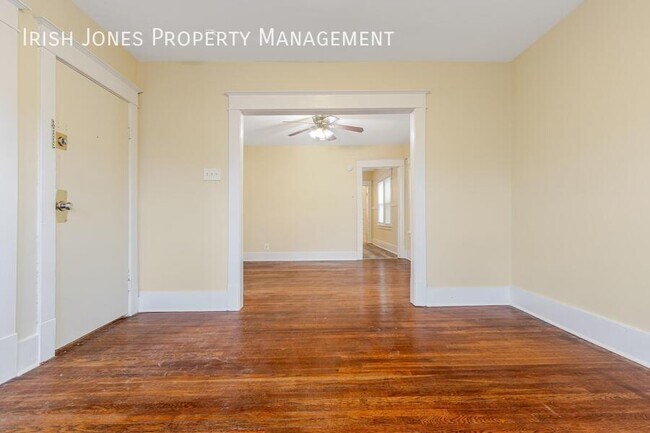 Foto del edificio - 239 Crowley Ave