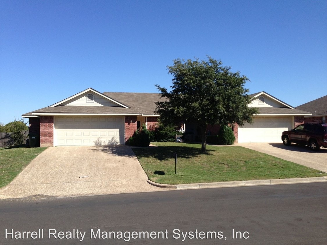 738 Park Meadows Dr, Hewitt, TX 76643 House Rental in Hewitt, TX