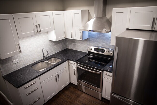 Kitchen - 112 Ferris Place