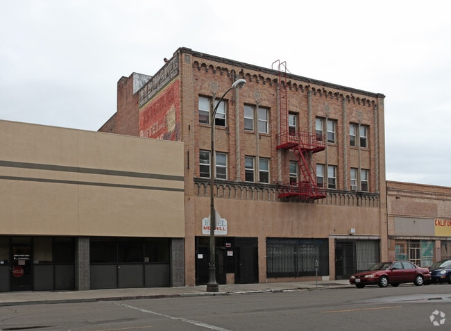 Primary Photo - 28 S American St