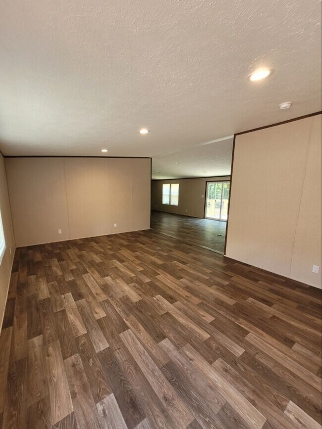 Foto del edificio - 39 Sunnybrook Ln