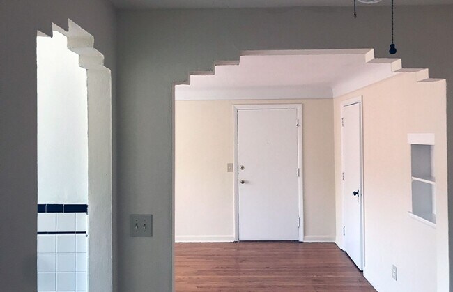 Foto del edificio - 950 Ludlow Ave