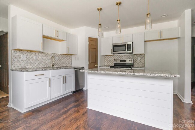 Building Photo - 303 Cabarrus Ave W