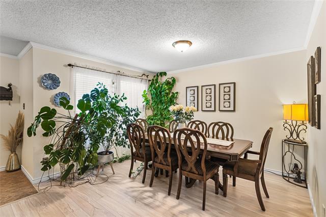 Foto del edificio - 2432 Chestnut Dr