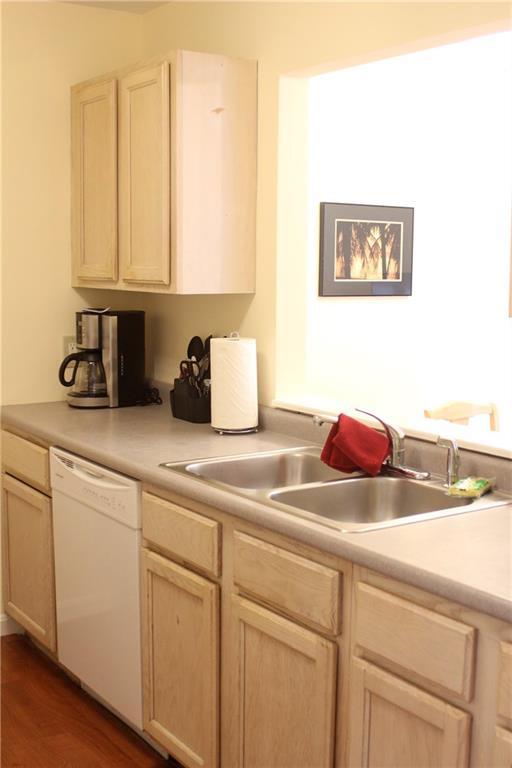 Foto del edificio - 18 Fortin Rd