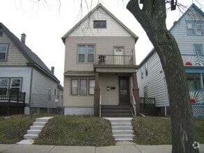 Building Photo - 3023 N Bremen St