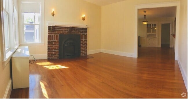 Living Room - 26 Parker St