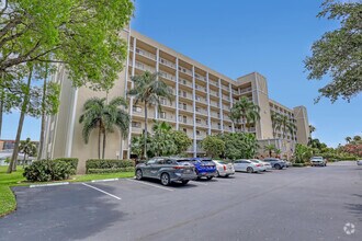 Building Photo - 7290 Kinghurst Dr