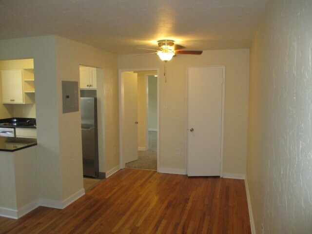 828-E5 - The Courtyards at Sewickley - South