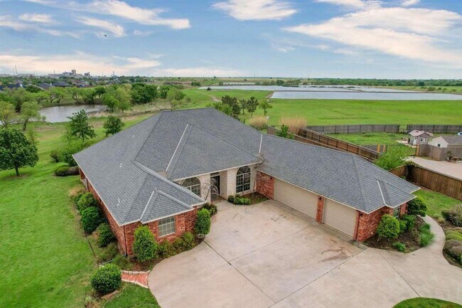 Foto del edificio - Amazing Home in Desirable Location