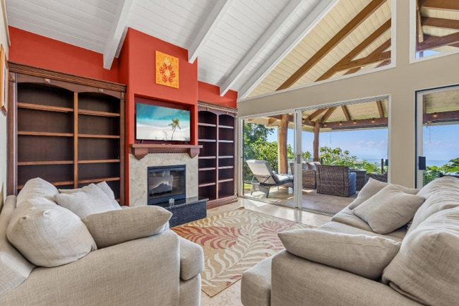 Building Photo - 82-5909-5909 Coffee Royal Pl