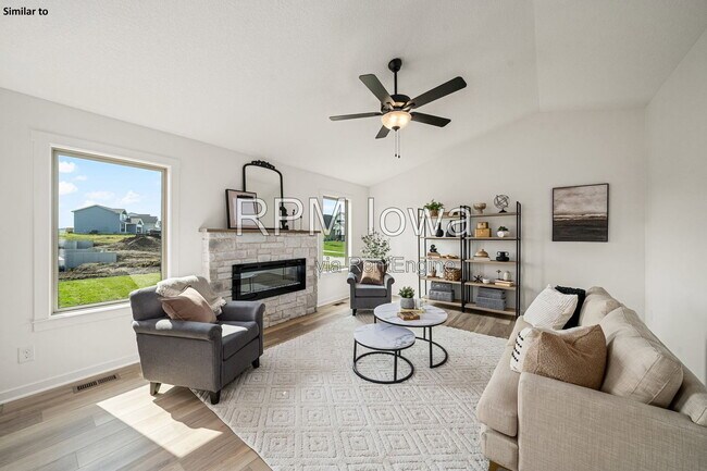 Foto del edificio - 385 NW Ashley Ave