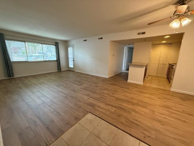 Building Photo - 7 Fairways Cir