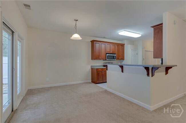 Foto del edificio - 650 Summer Hill Way