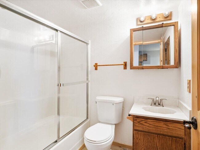 Building Photo - Tahoe Condo for Rent