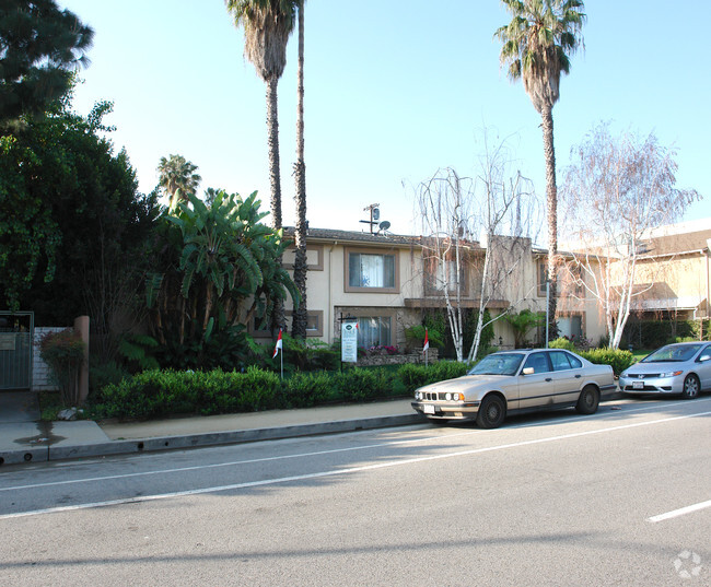 Gorgeous Newly Renovated in Valley Village... photo'