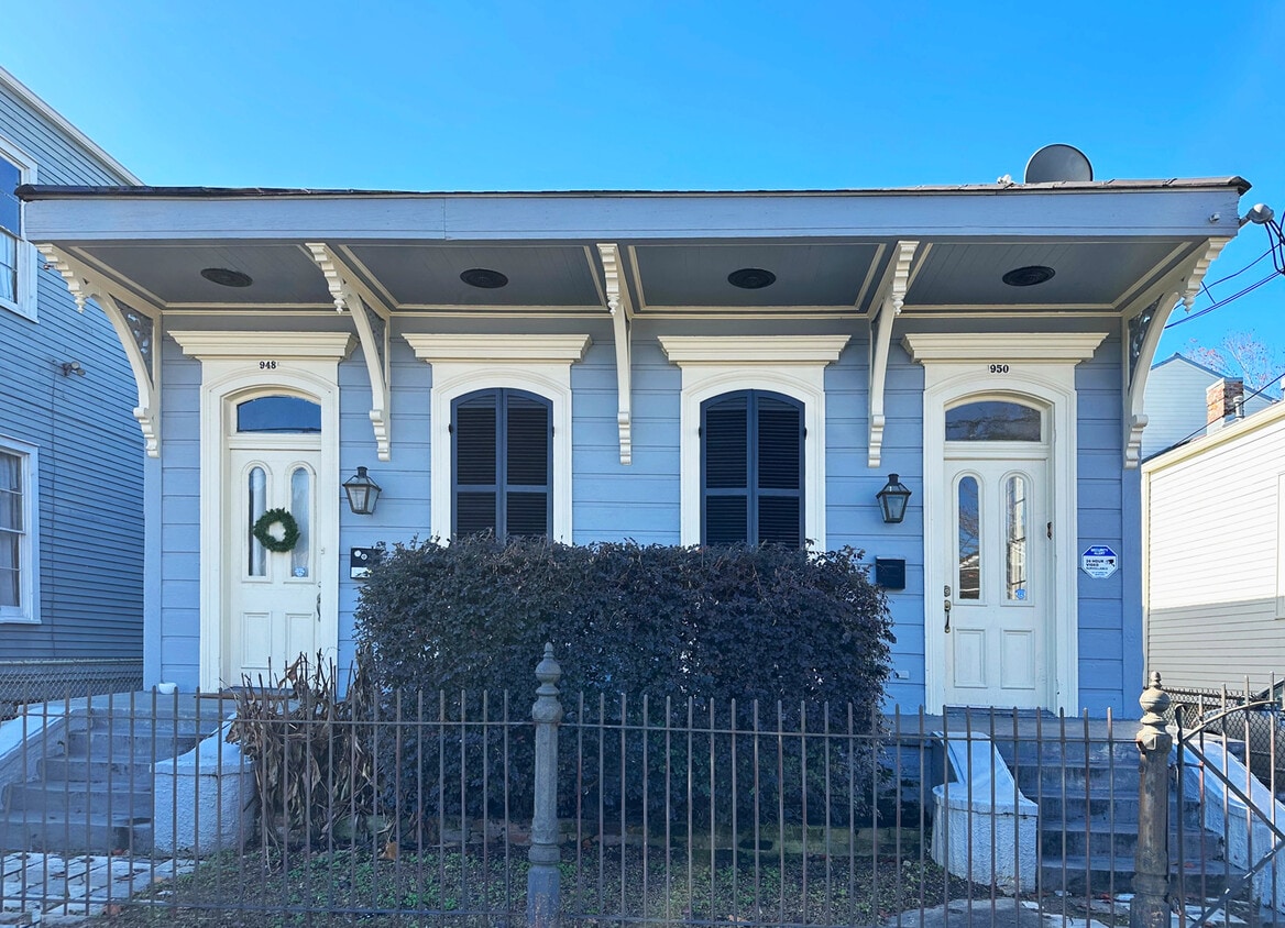 Primary Photo - 950 Felicity St